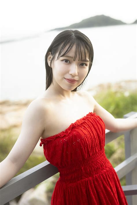 岩田陽菜 水着|STU48・岩田陽菜、10代最後の姿を収めた1st写真集発売！ビキ。